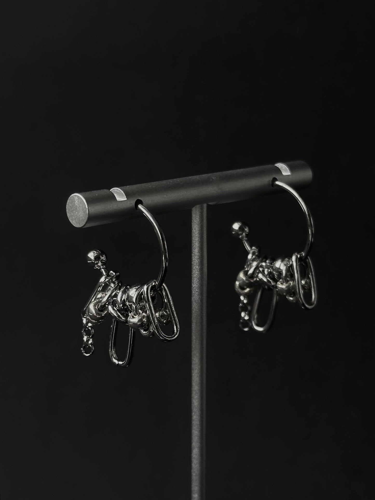 Earrings E-02
