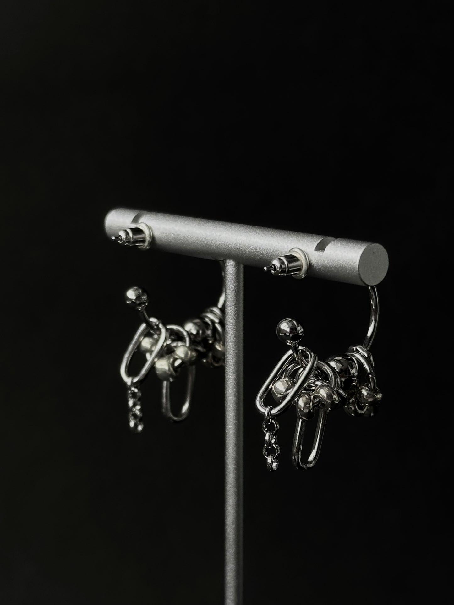 Earrings E-02