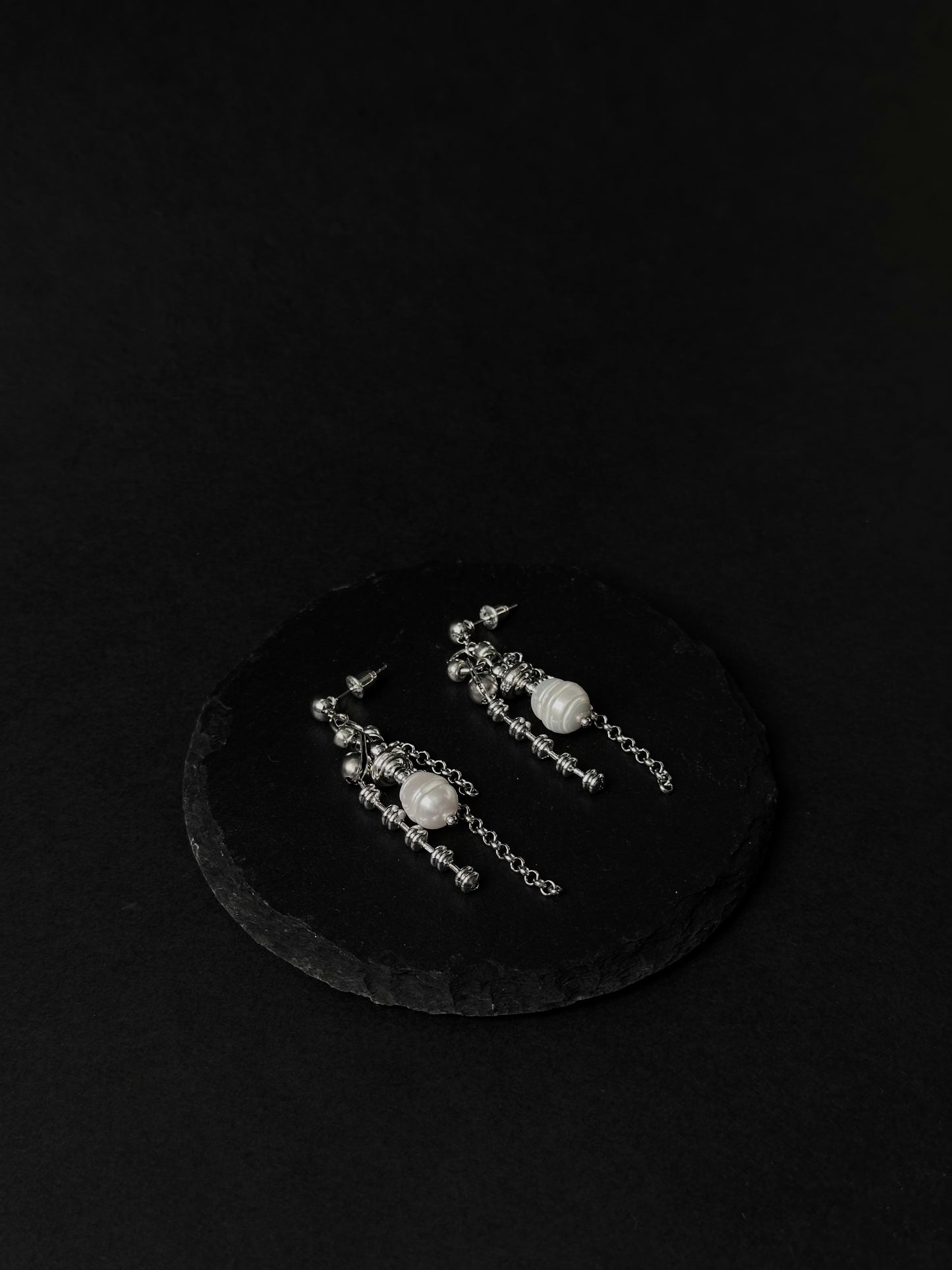 Earrings E-01