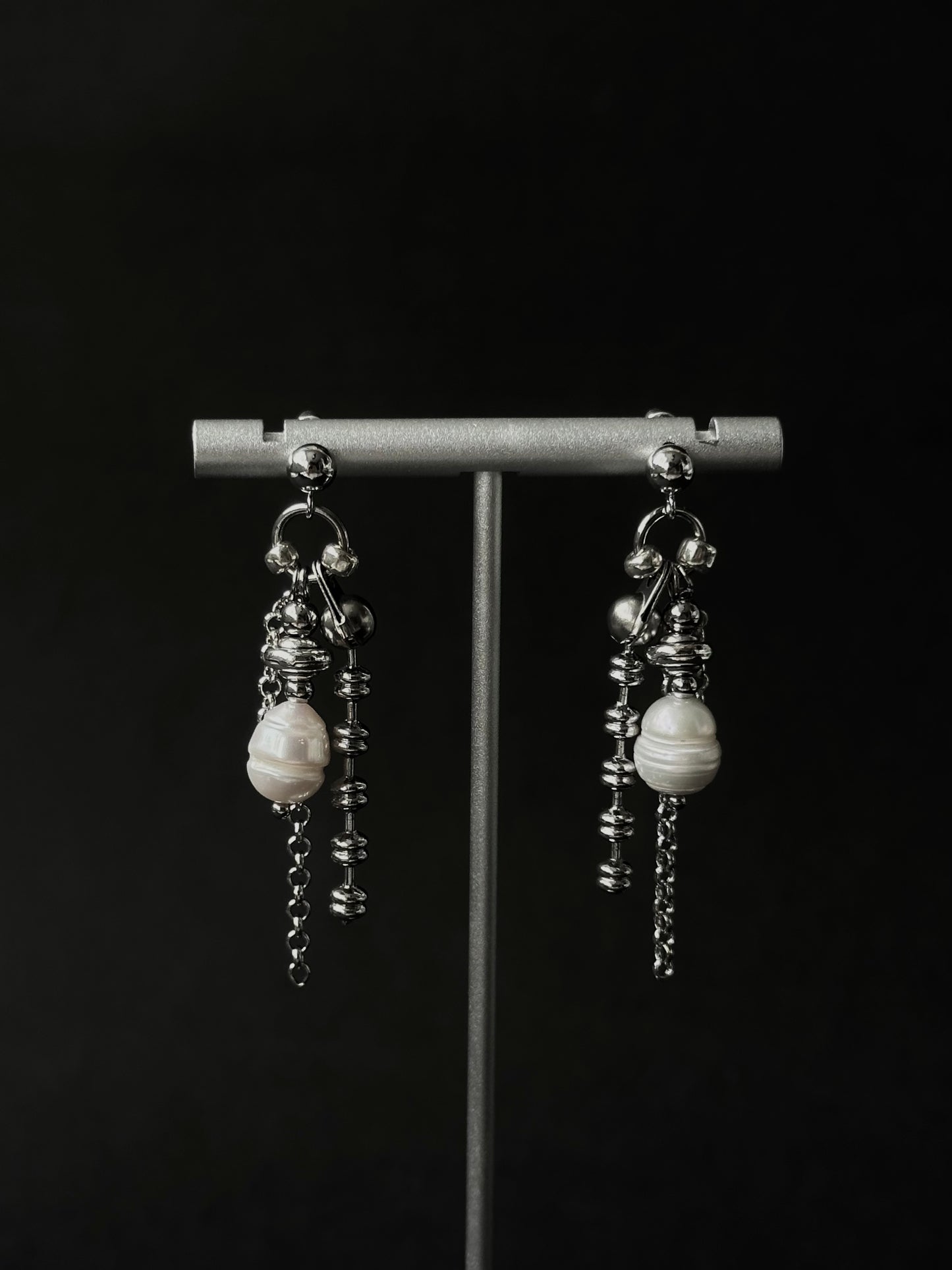 Earrings E-01